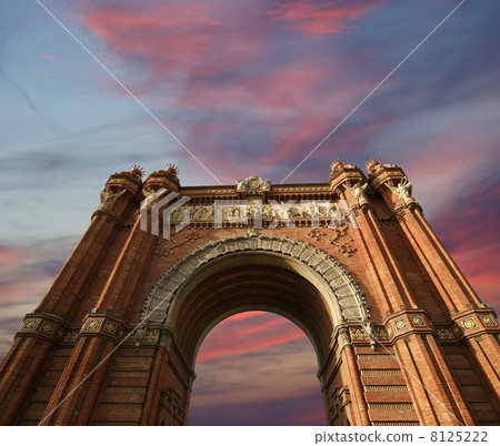 Arc de Triomf, Barcelona, Spain Arc de Triomf, Barcelona, Spain 8125222