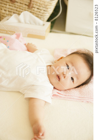 Lying lying baby 8126523