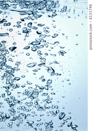 bubbles in water bubbles in water 8131746