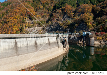 Autumn Yahagi Dam 8132241