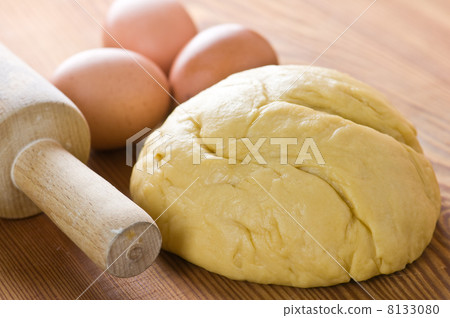 dough 8133080