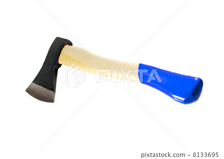 axe 8133695
