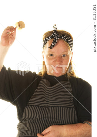 washing the dishes 8135351