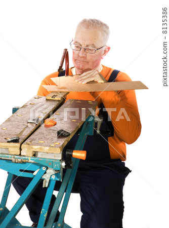 Jig sawing 8135386