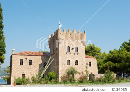 Castle in Githyo Castle in Githyo 8136985