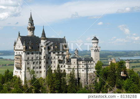 Neuschwanstein Neuschwanstein 8138288