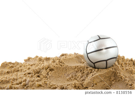 ball at the beach 8138556