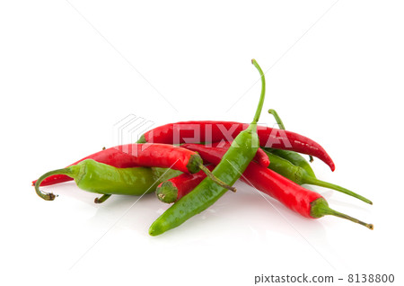 Green and red peppers 8138800