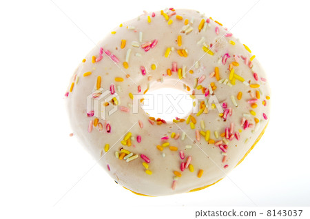 White donut White donut 8143037