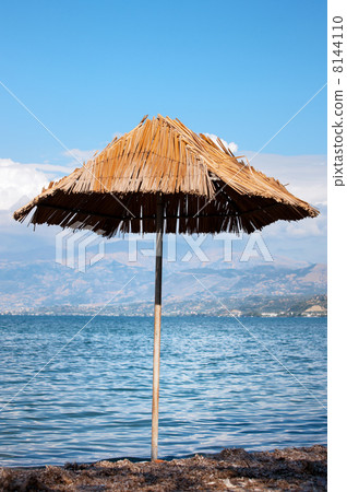 Shade at the beach 8144110