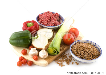 fresh ingredients pasta 8145019