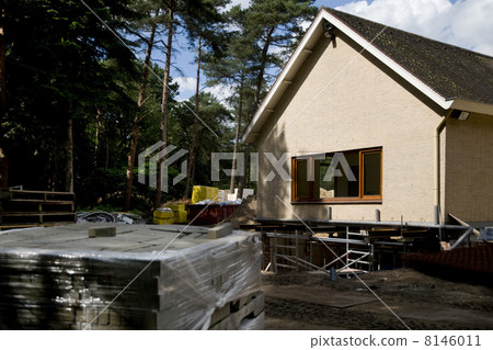 renovating a house renovating a house 8146011