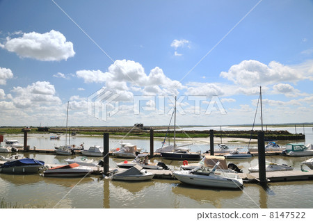 recreational harbor 8147522