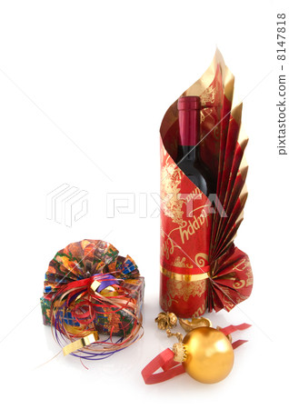 Wrapped bottle wine with luxury present Wrapped bottle wine with luxury present 8147818