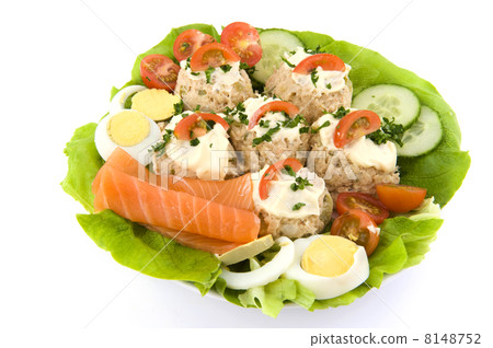 salmon salad 8148752