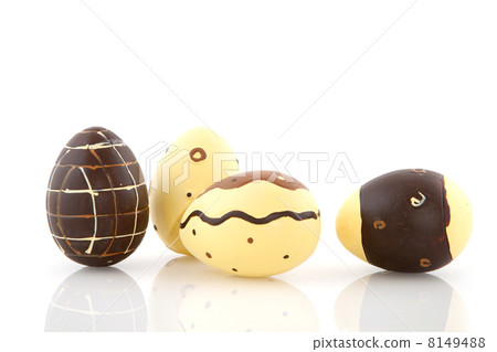 chocolate easter eggs 8149488