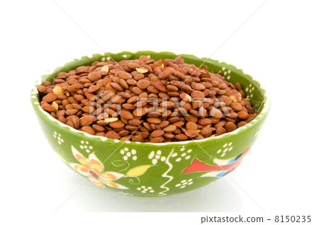 lentilles in a bowl 8150235