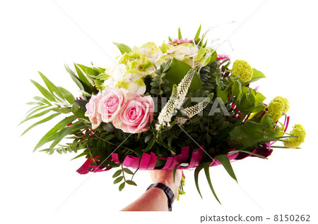 Giving a flower bouquet with Hydrangea 8150262