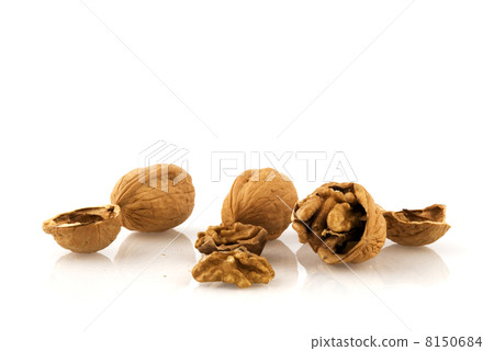 walnuts walnuts 8150684