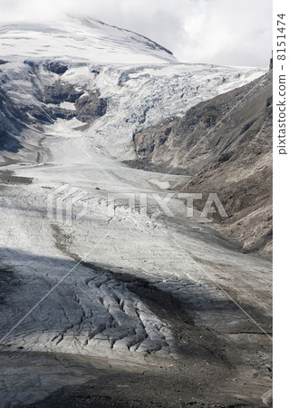 Pasterze glacier (National Park Hohe Tauern, Austria) Pasterze glacier (National Park Hohe Tauern, Austria) 8151474
