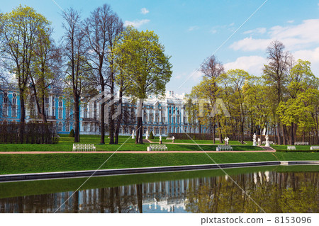 Catherine Palace overview 8153096