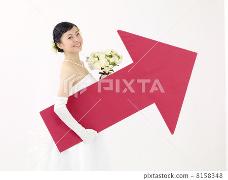 A bride with an arrow 8158348