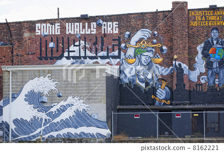 Graffiti wall in New York 8162221