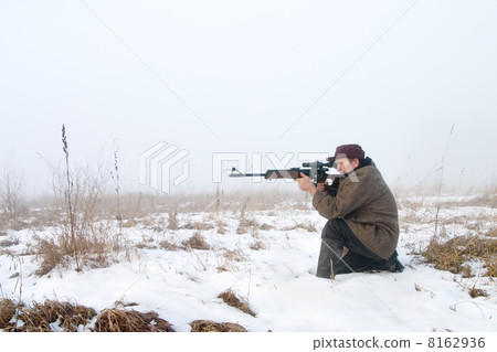 The hunter The hunter 8162936