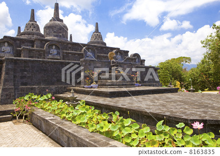 Buddist temple, Bali,Indonesia 8163835