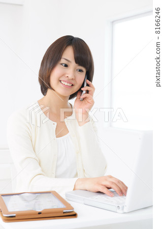 young woman young woman 8166246