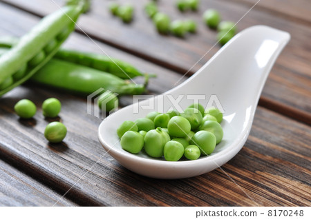 Green peas Green peas 8170248