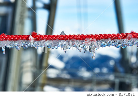 Rope with icicles Rope with icicles 8171051