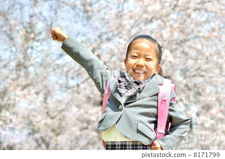 新生第一個女孩（櫻花） 8171799