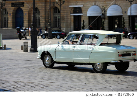 French vintage car 8172960