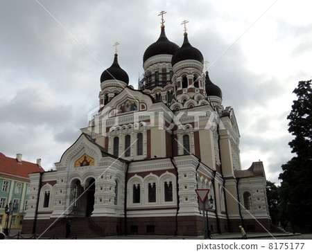 Alexander Nevsky Cathedral 8175177