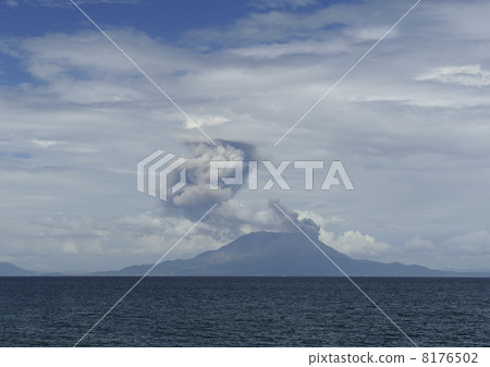 從快樂中看到的櫻島 8176502