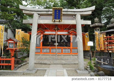 Kyoto Yasaka Shrine Beautiful company 8177718
