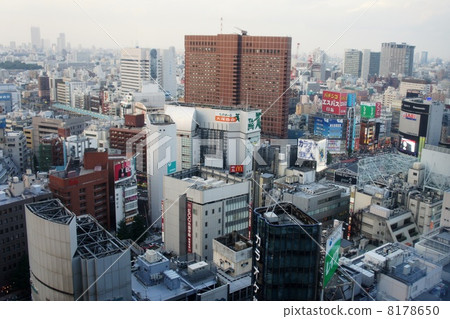 從新宿站西口看 從新宿站西口看 8178650