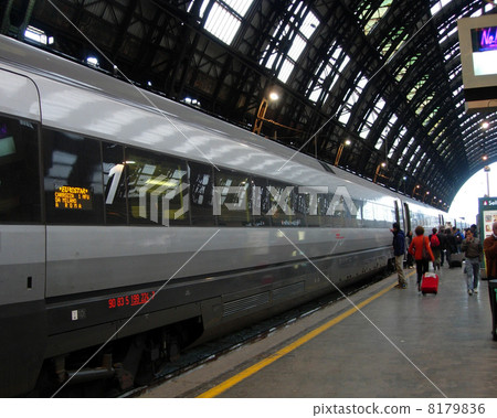 Milan Central Station Milan Central Station 8179836