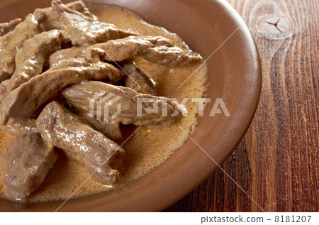 Beef Stroganoff  closeup 8181207