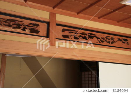 Sculpture section 8184094