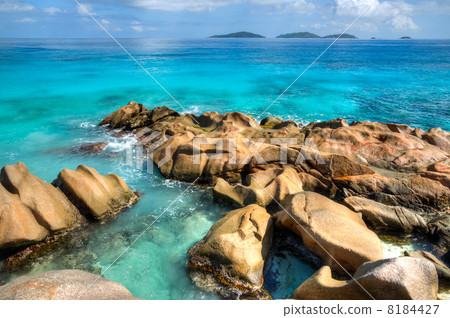 beach on Seychelles 8184427