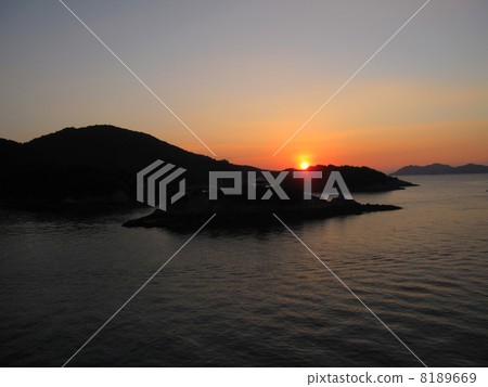 Asahi and Senzhenjima Asahi and Senzhenjima 8189669