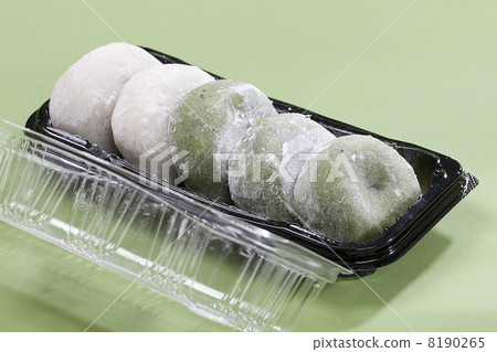Japanese sweets · Packed Daifuku · wormwood mochi Japanese sweets · Packed Daifuku · wormwood mochi 8190265