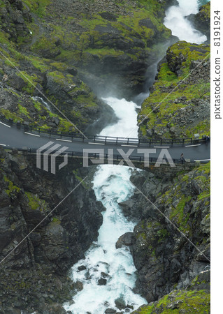 Stigfoss waterfall 8191924