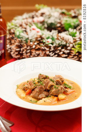 Beef stew 8192816