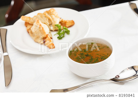 chicken broth chicken broth 8193841