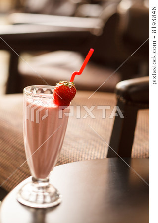 strawberry smoothie strawberry smoothie 8193846