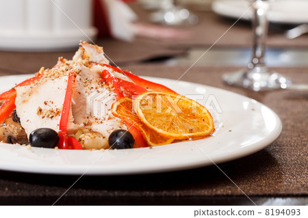 Salad with orange and chicken 8194093