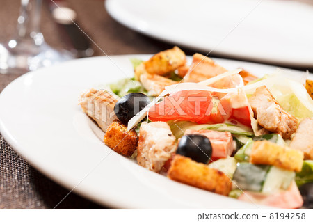 Ceasar salad 8194258